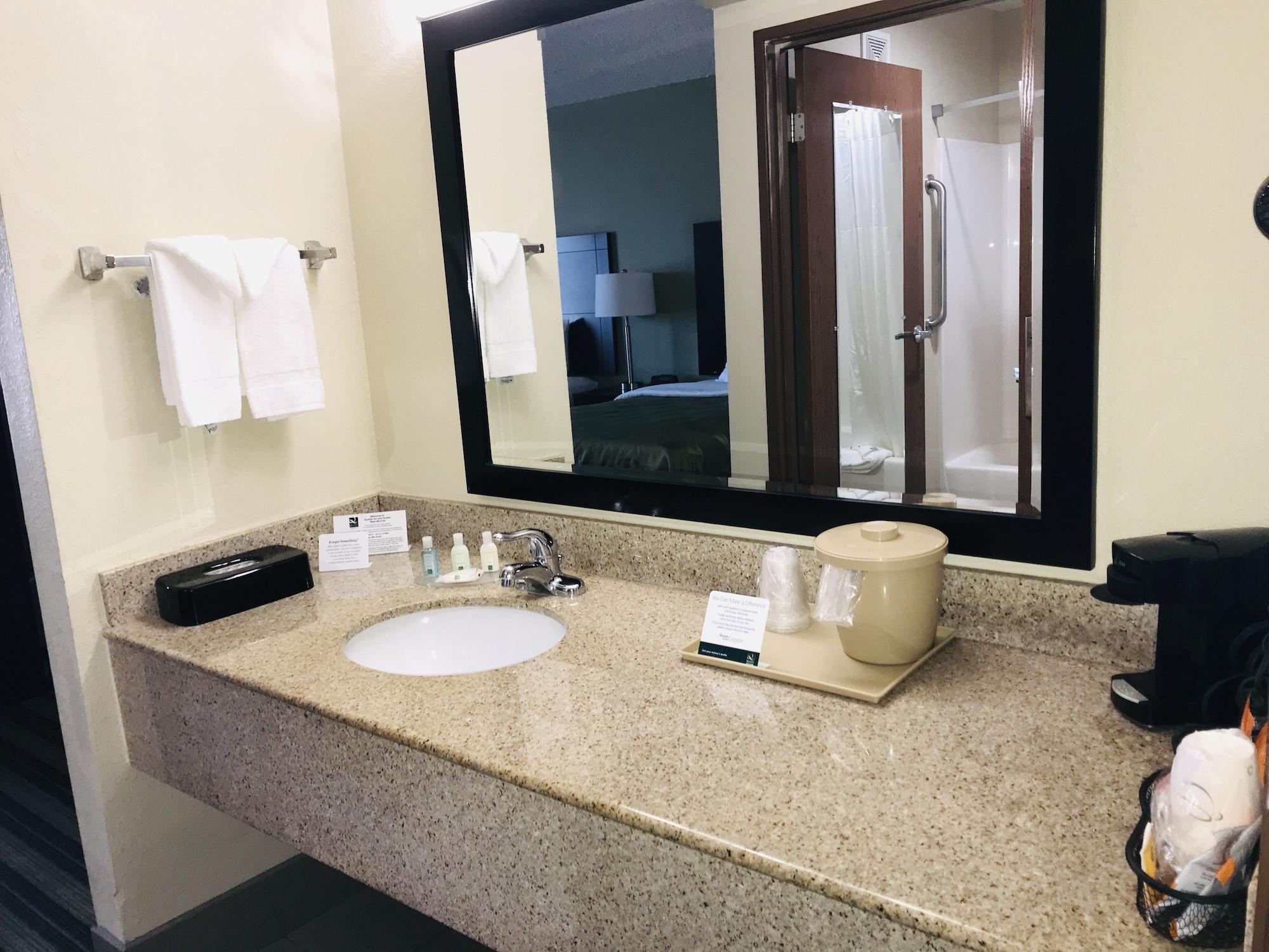 Quality Inn & Suites West Monroe Buitenkant foto