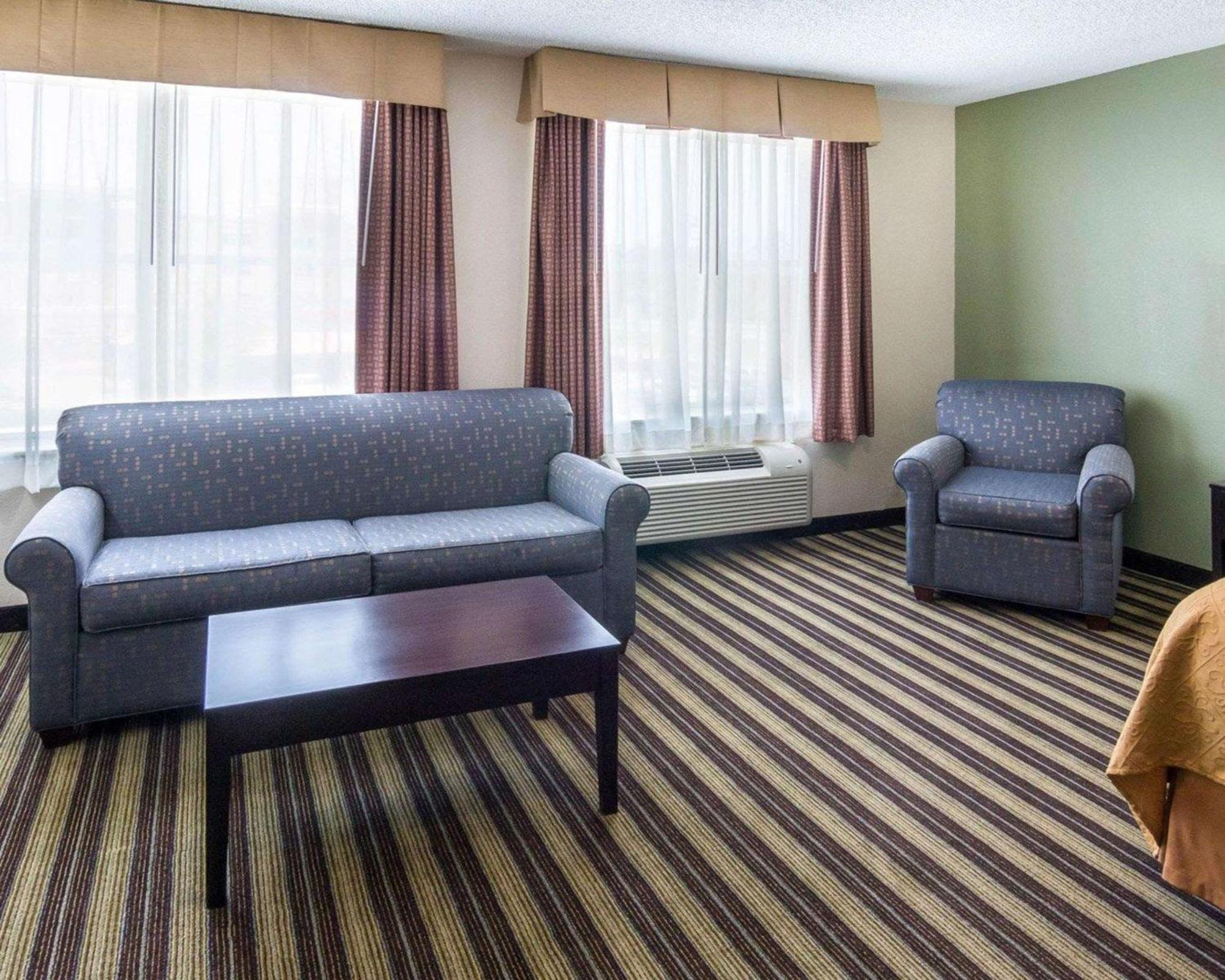Quality Inn & Suites West Monroe Buitenkant foto